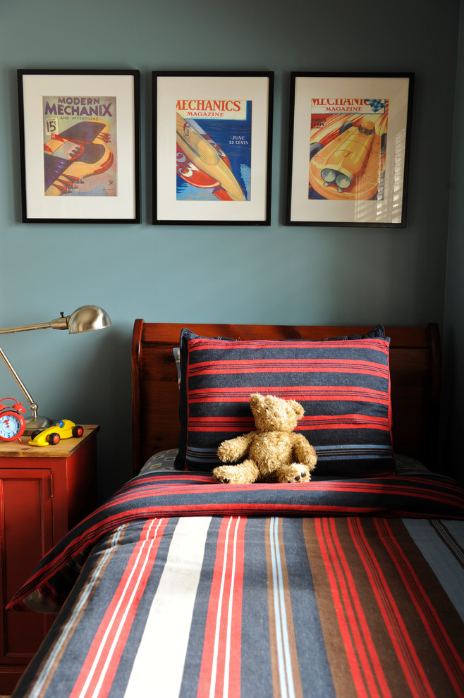 Design ideas for an eclectic kids' room for boys in Vancouver.