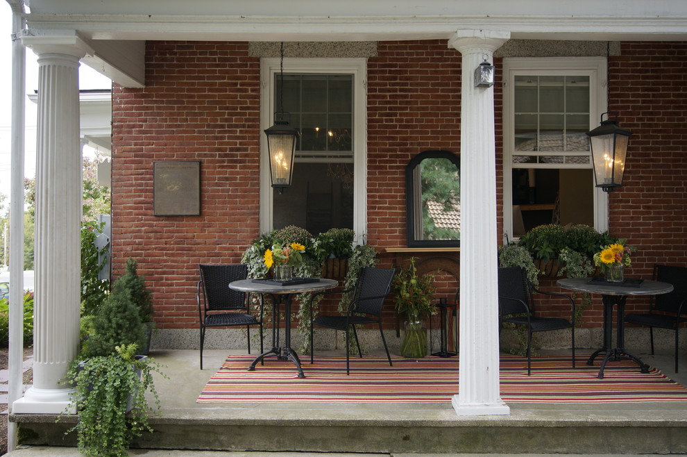 Entryway - transitional entryway idea