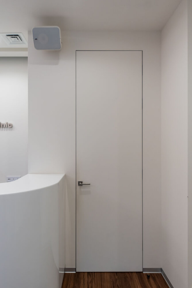 Nayada установила перегородки и двери в Upgrade Dental Clinic