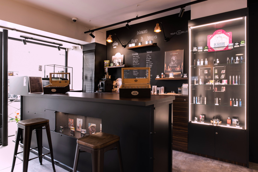 Concept Store spécialisé dans le Cigares de Luxe/Vape électronique/Spiritueux