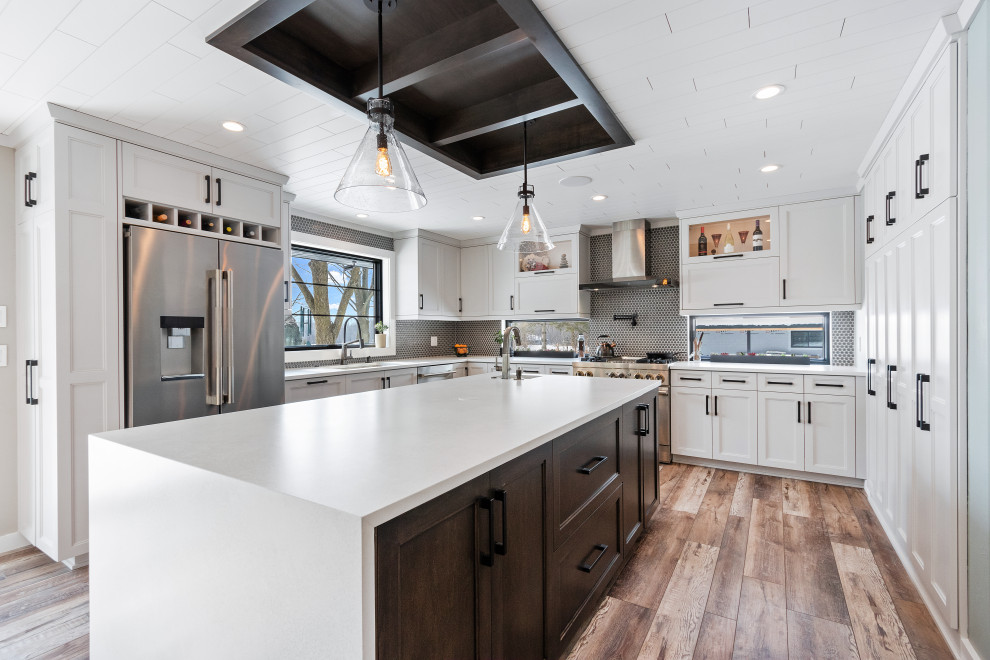 Kitchen - transitional kitchen idea