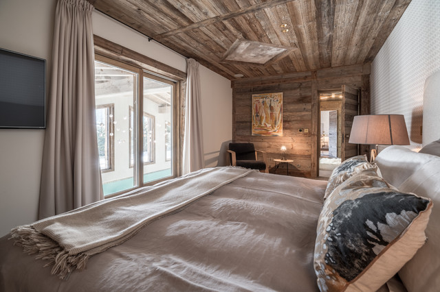Luxor rustic-bedroom