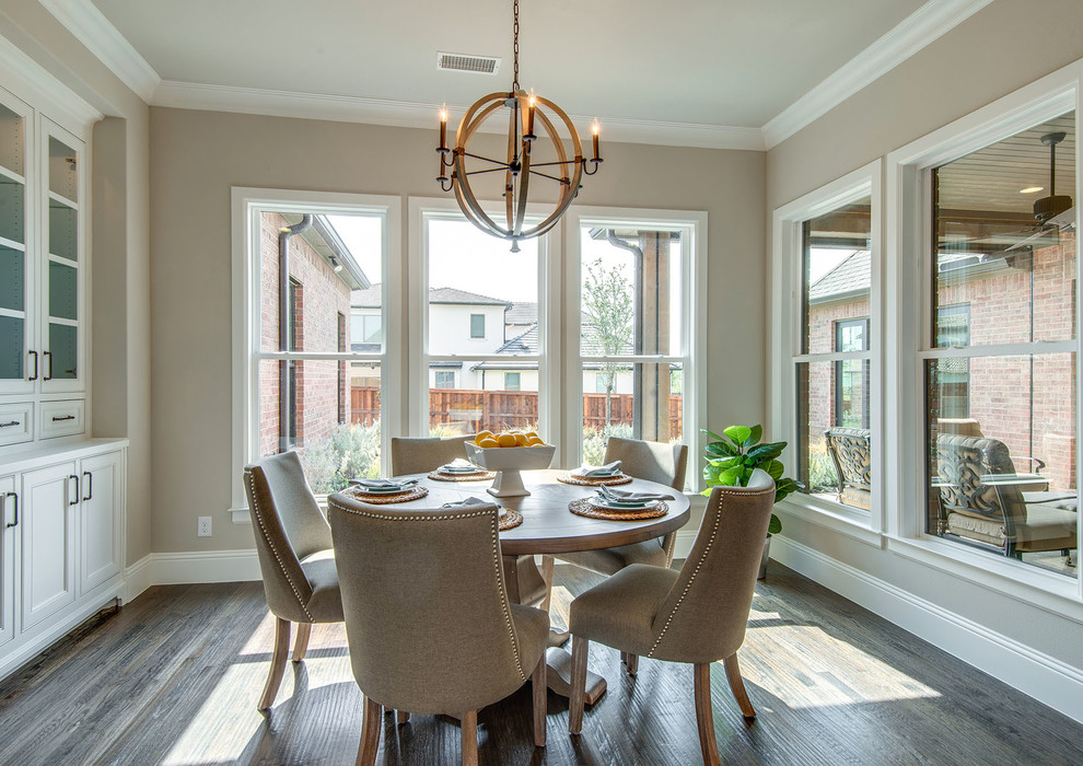 Model Home Southlake - Traditional - Dining Room - Dallas - by Grace ...