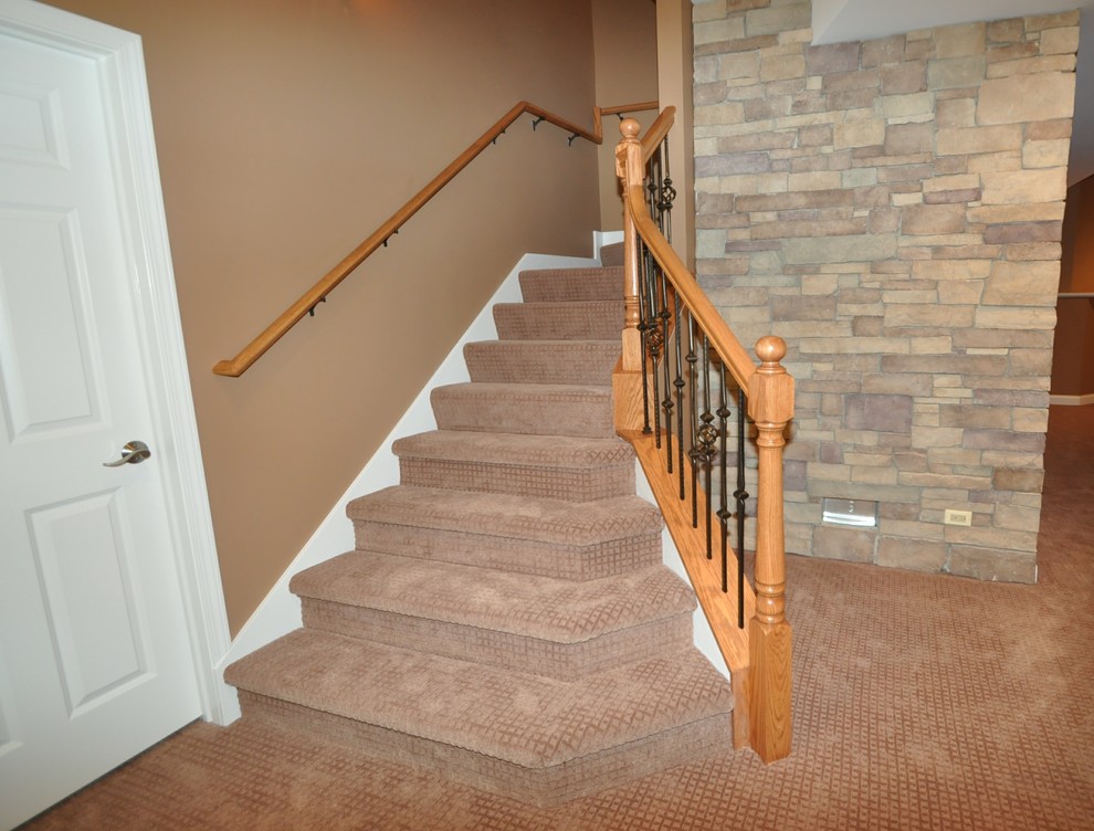 This is an example of a large modern staircase in Chicago.