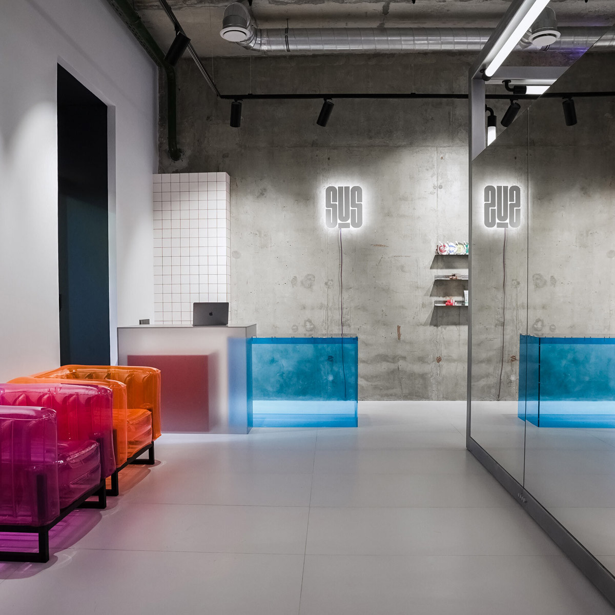 Салон колористики SUS