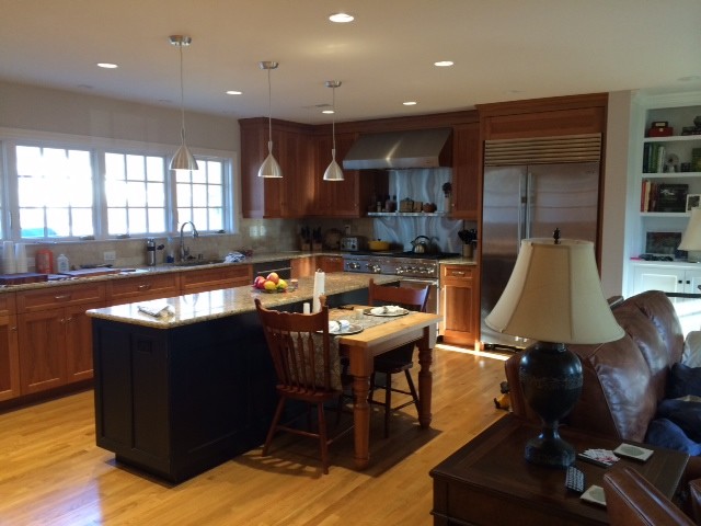 Kitchen - transitional kitchen idea
