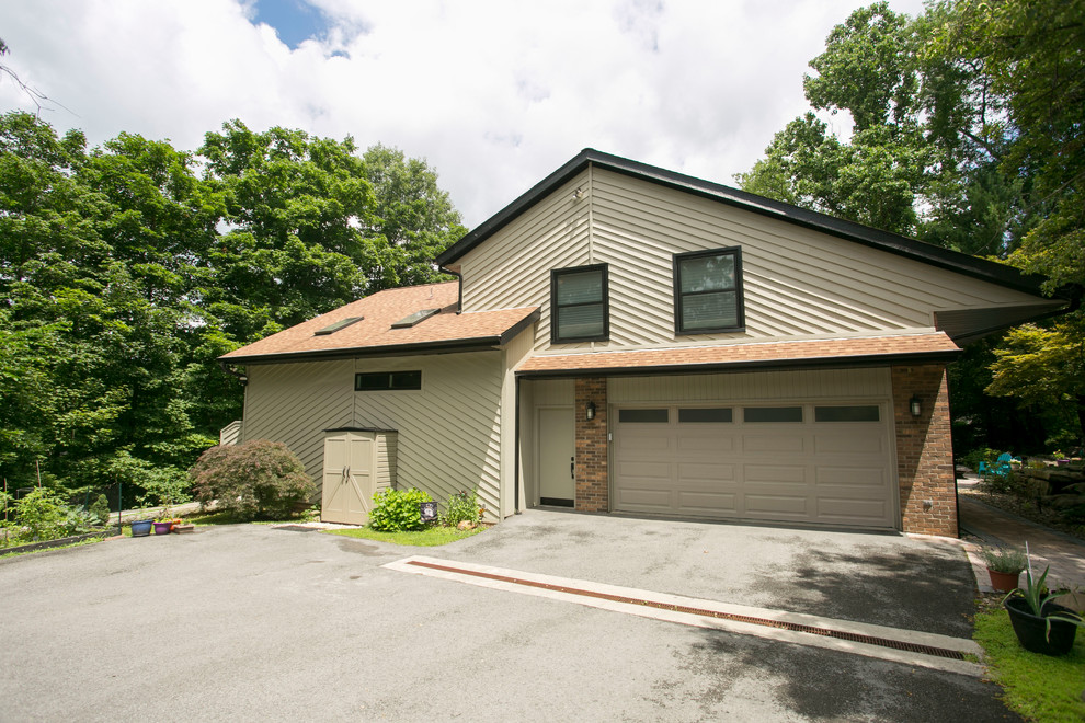 Remodel: Suncrest on Poplar Woods Drive