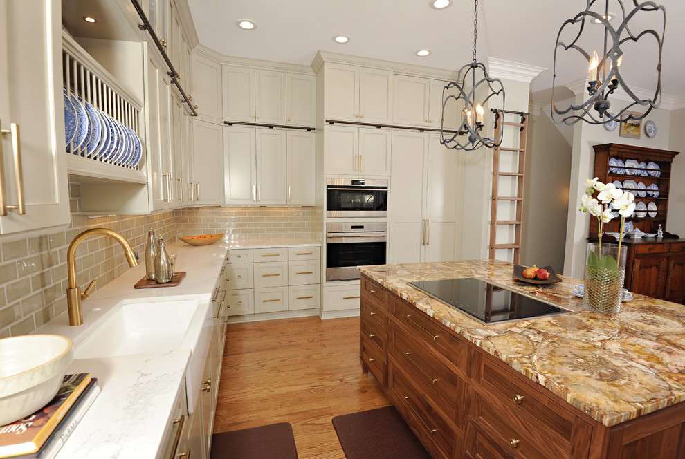 Inspiration for a transitional kitchen remodel in Atlanta
