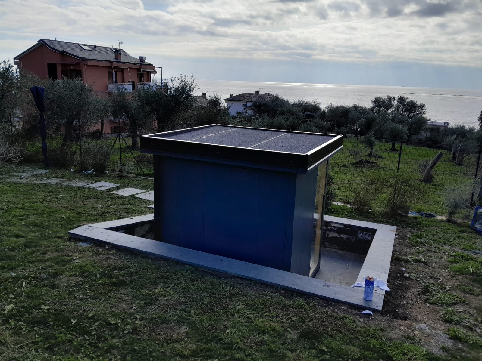 PISCINA CASA OFF