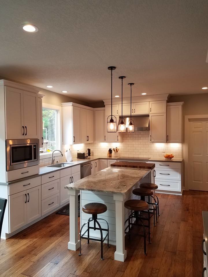 Kitchens - (Des Moines, Iowa)