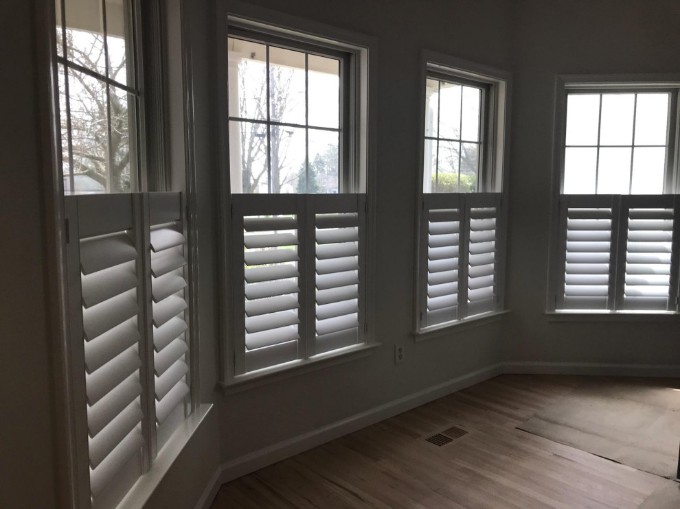 Cafe Style Plantation Shutters