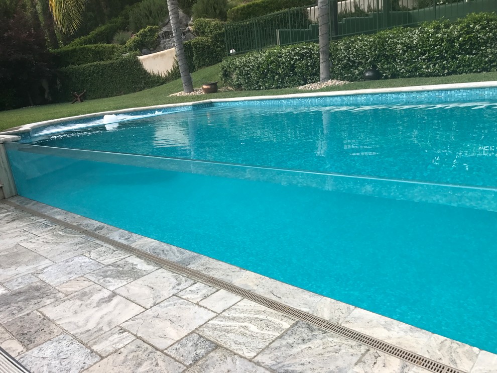 Bel Air Tile Swimming Pool with Acrylic Wall to see into pool