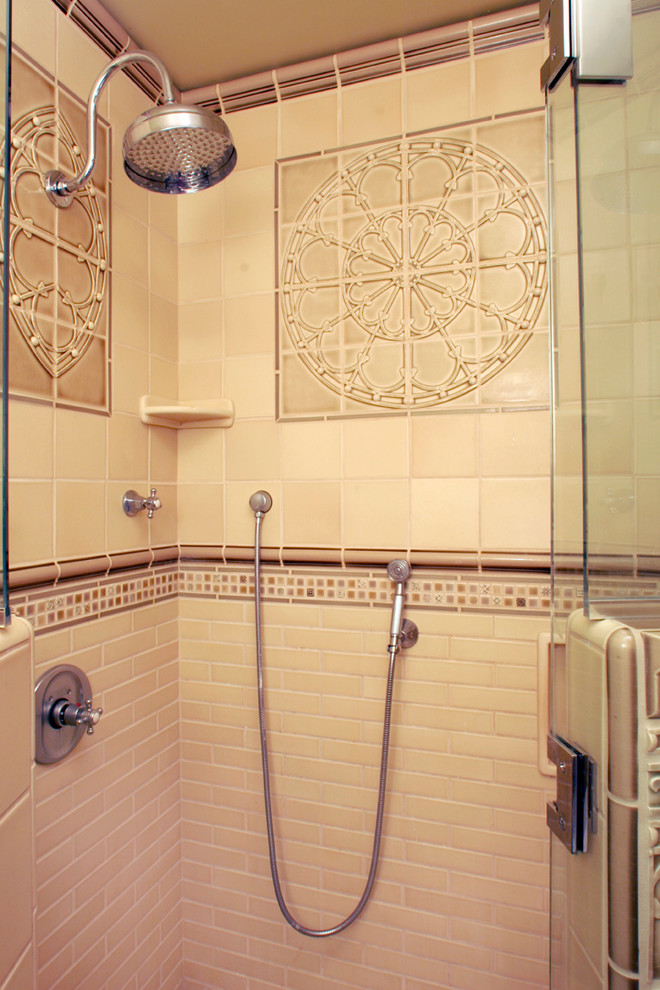 This is an example of a traditional bathroom in Portland.