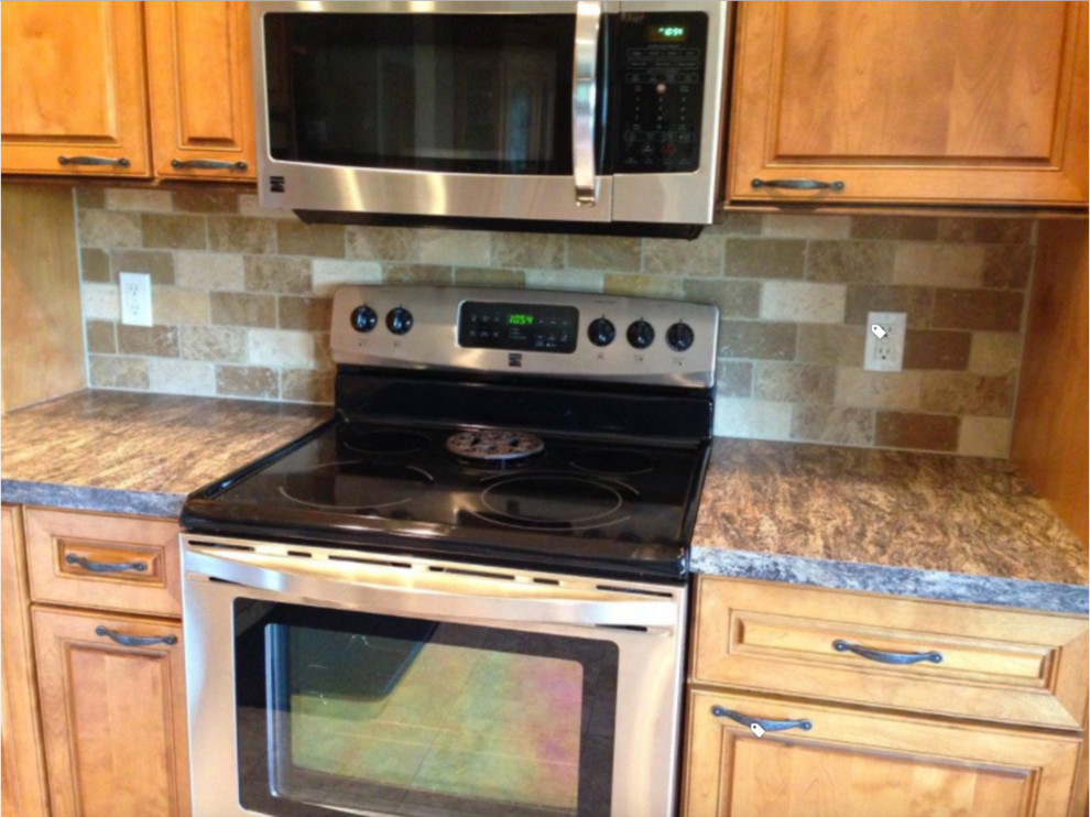 Kitchen - kitchen idea in Denver