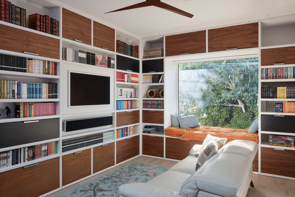 Design ideas for a modern games room in San Francisco.