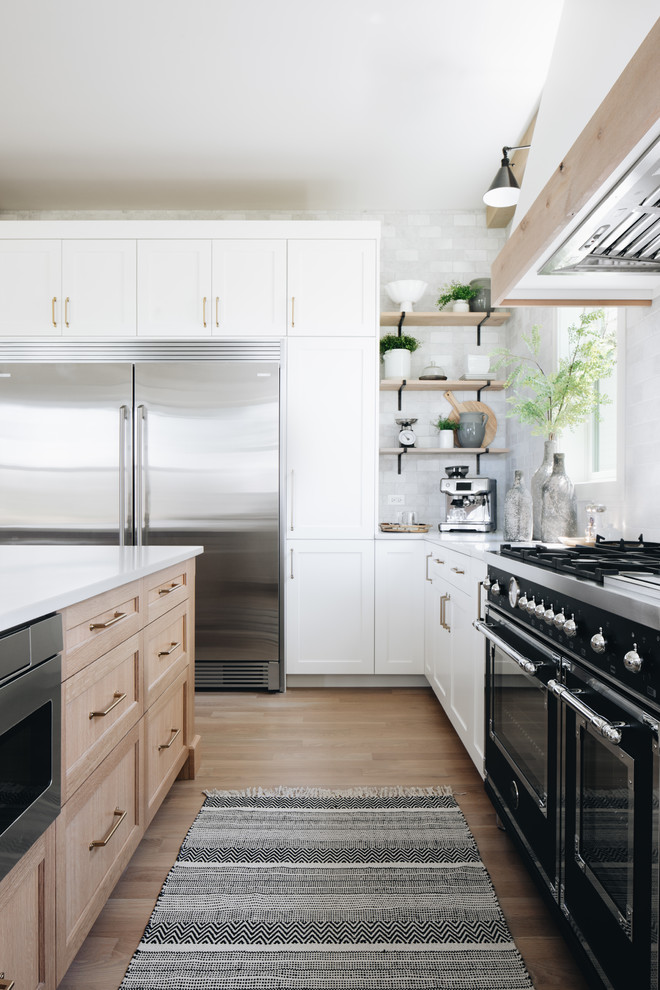 Inspiration for a transitional kitchen remodel in Chicago