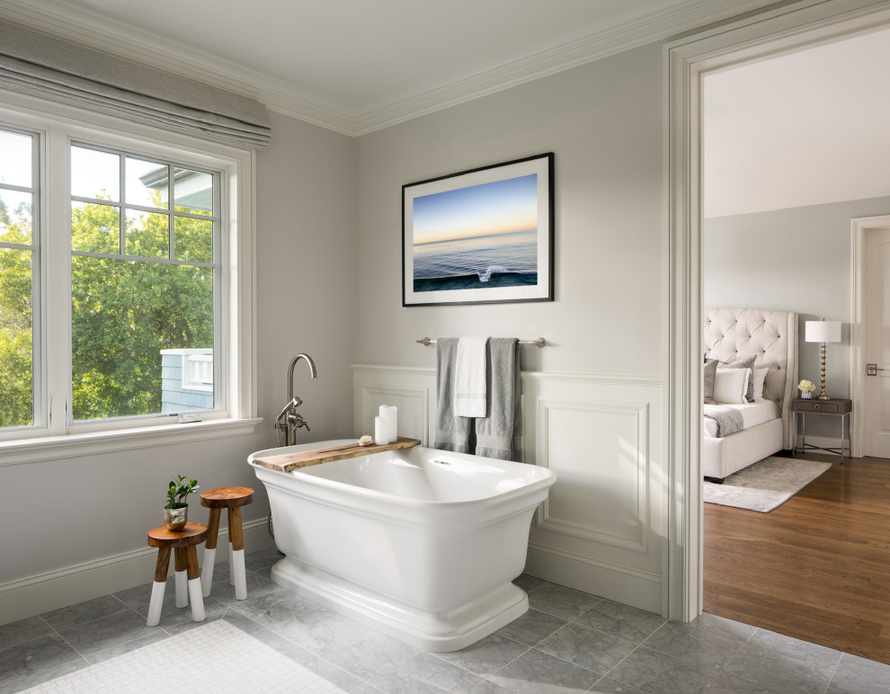 Photo of an expansive beach style bathroom in San Francisco with decorative wall panelling.