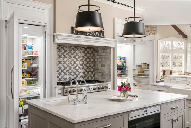 Traditional Kitchen classico-cucina