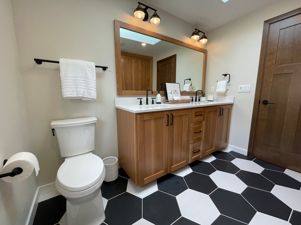 Inspiration for a transitional home design remodel in Seattle