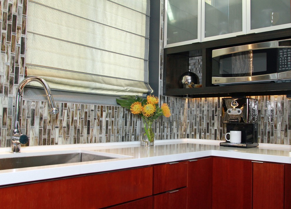 Inspiration for a transitional kitchen remodel in Phoenix