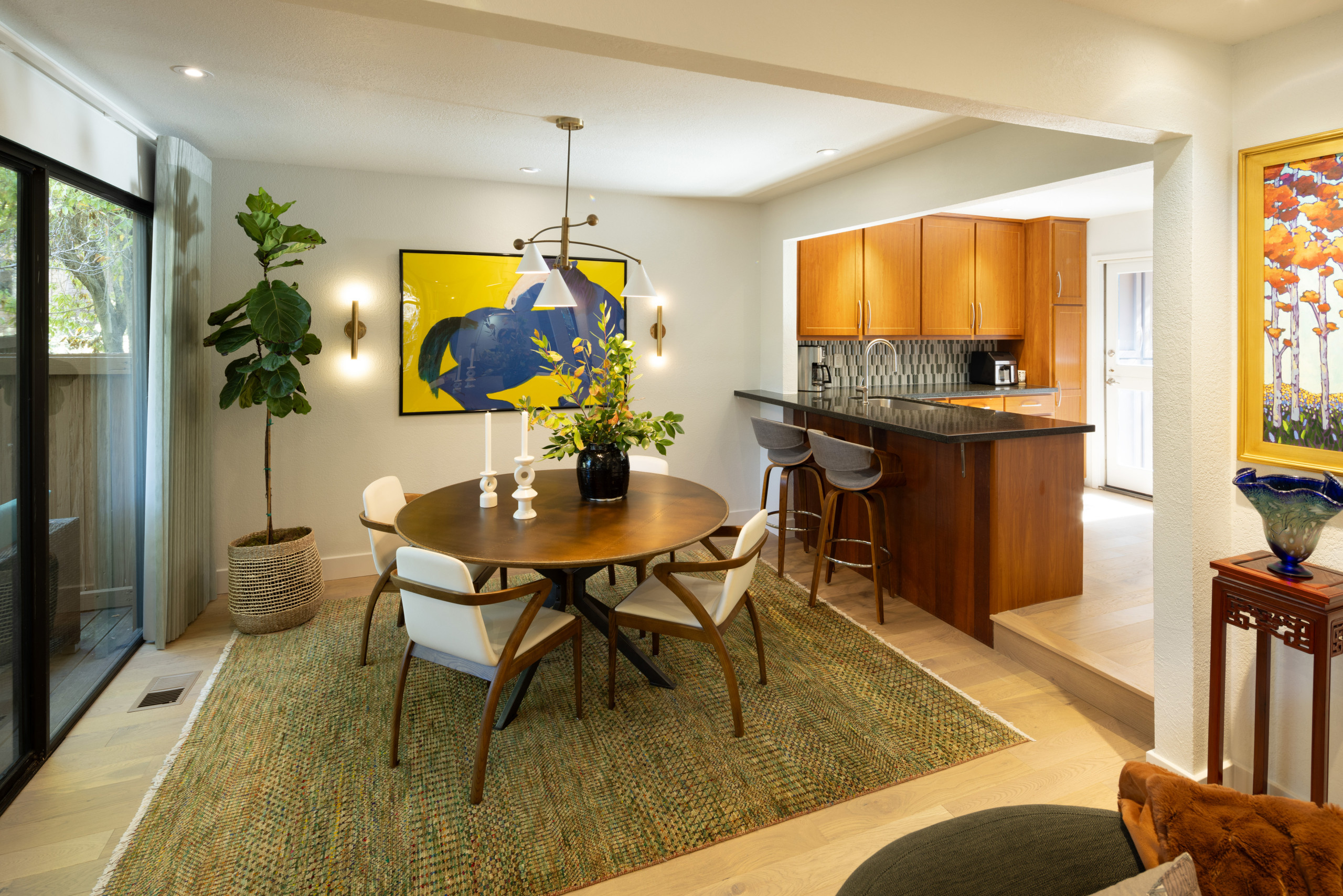 Mid-Century Among the Oaks Condo