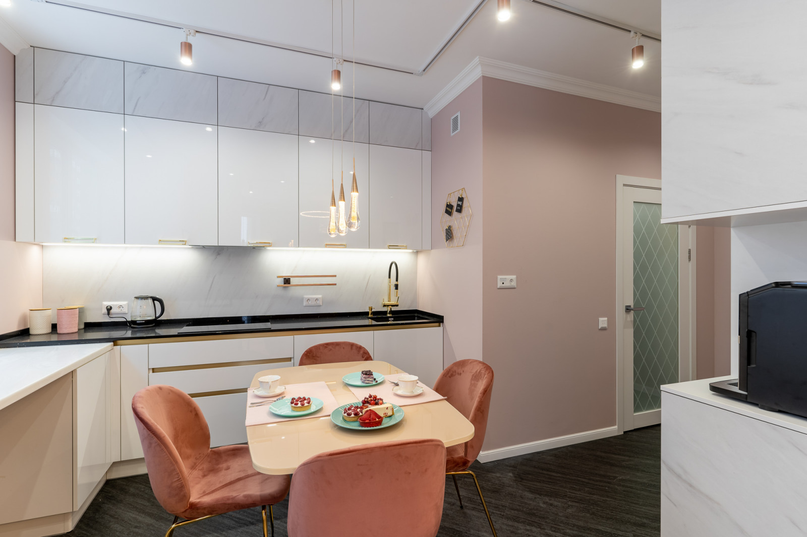 ЖК «Полис на Комендантском» Фото