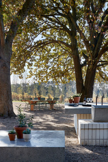 The Farmhouse Polperro Winery Photographed By Shannon Mcgrath Farmhouse Landscape Melbourne By Hecker Guthrie