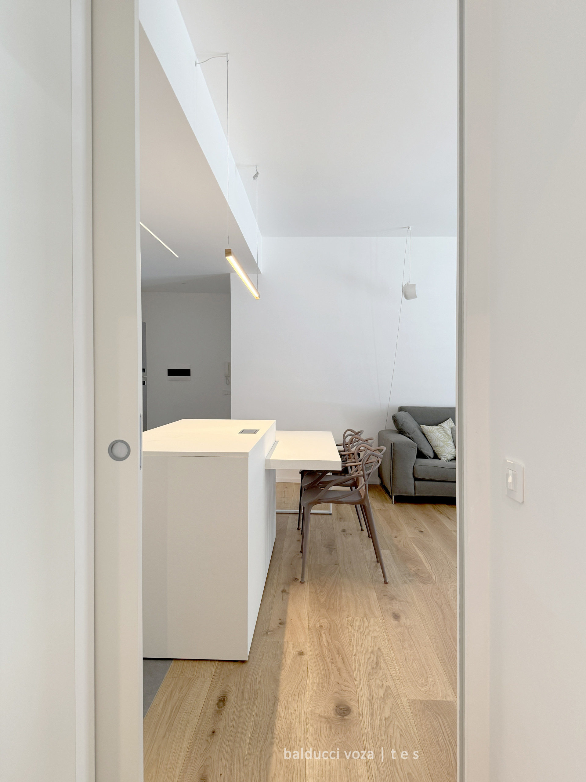 Apt_2AM Rm