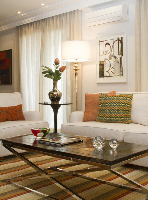 Apt Moema contemporary-vardagsrum