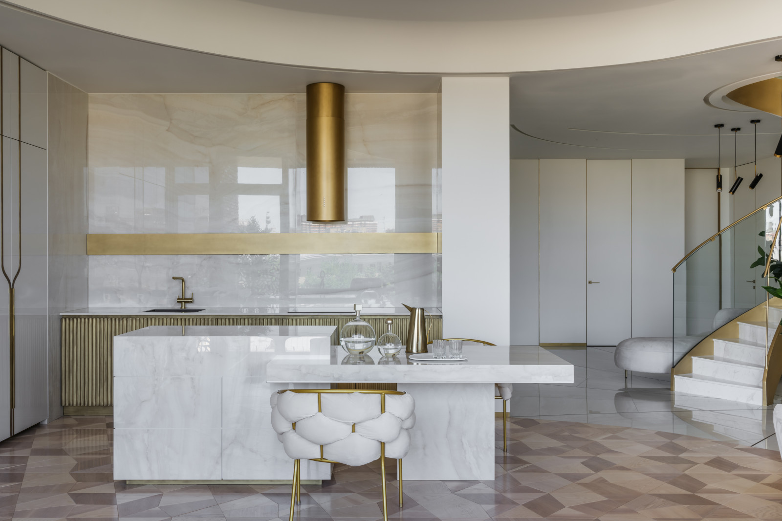 Двухуровневая квартира в центре Москвы 390м2