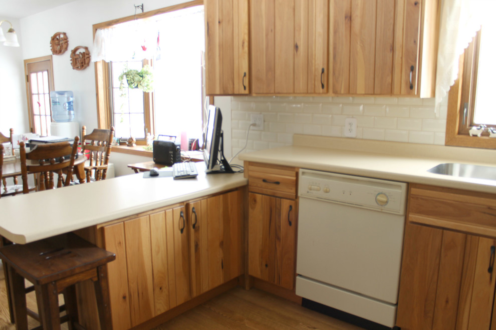 Photo of a traditional kitchen in Minneapolis.