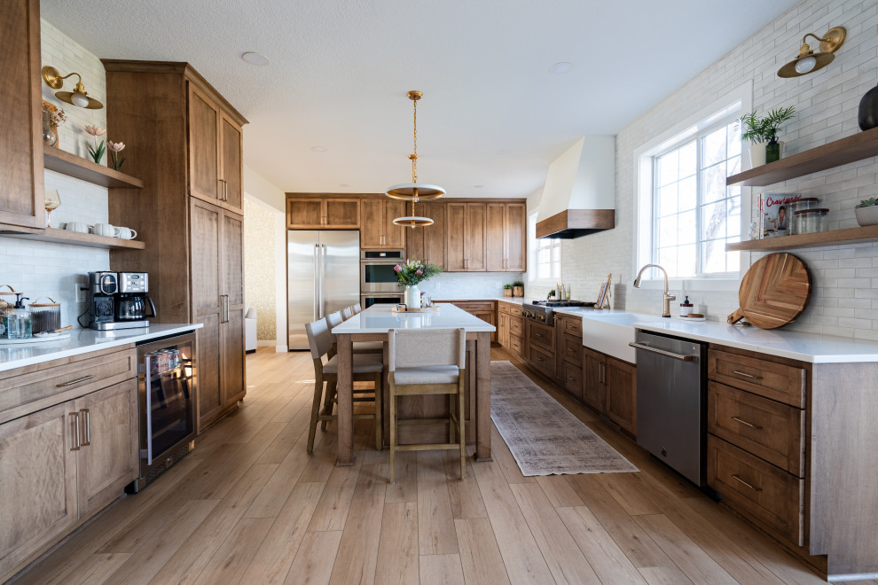 Inspiration for a transitional kitchen remodel in Minneapolis