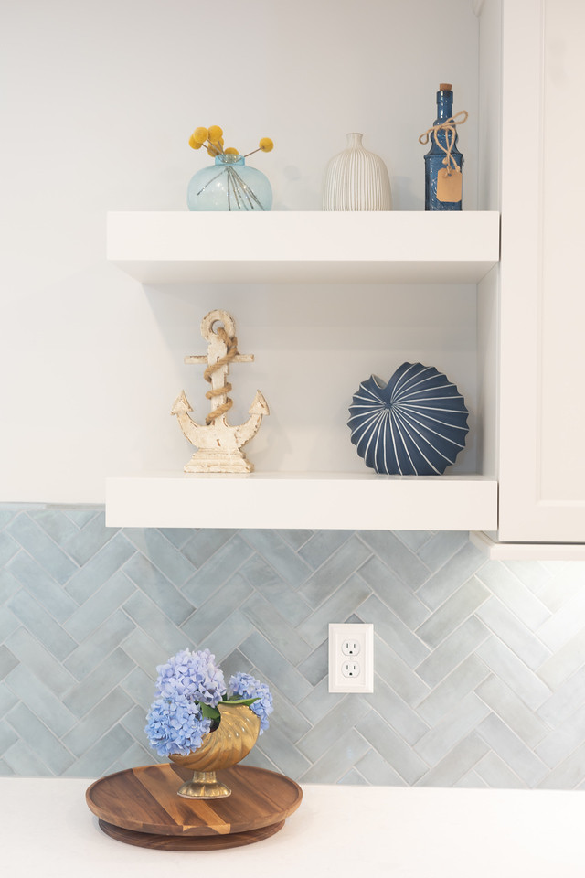 Home design - transitional home design idea