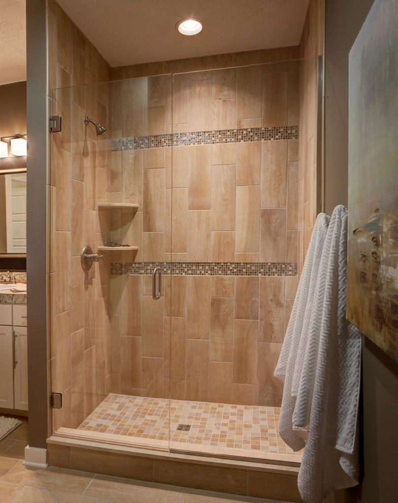 Example of a mid-sized transitional master beige tile ceramic tile alcove shower design with a drop-in sink, a one-piece toilet and gray walls