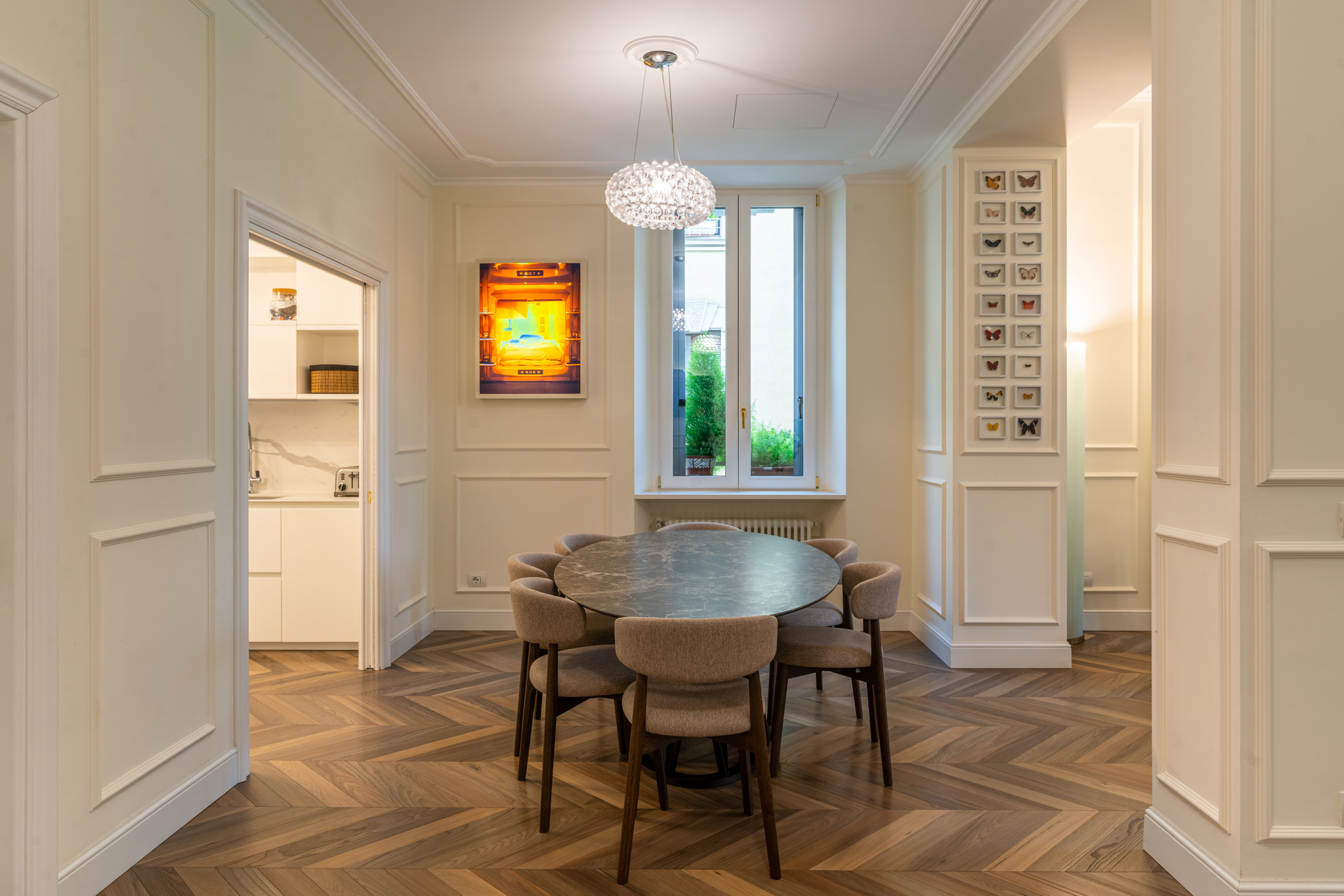 CORSO PLEBISCITI |  Elegante soggiorno