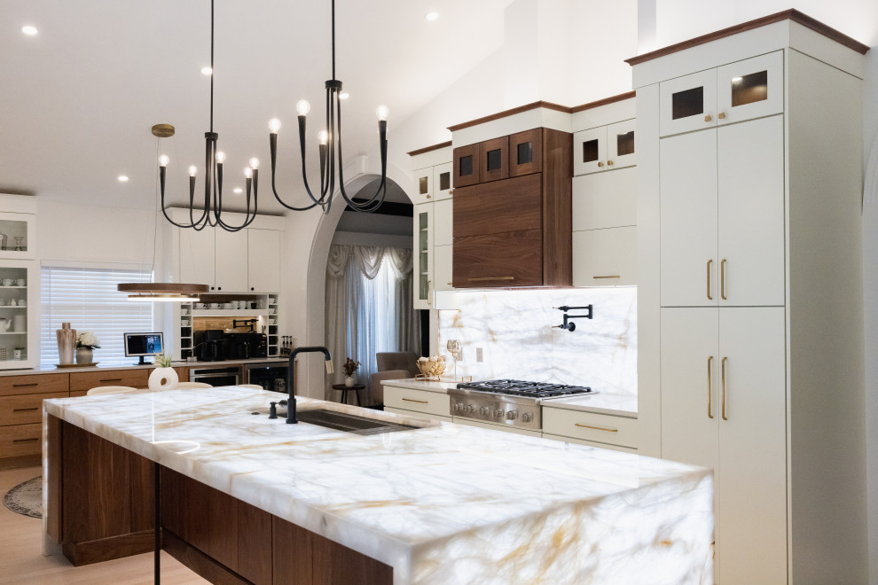 Pine Project: A Fusion of Warmth and Elegance