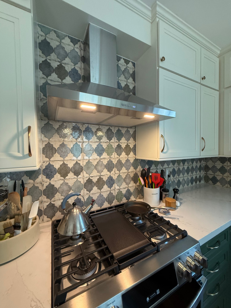 Wonderful Warm Updated Family Kitchen