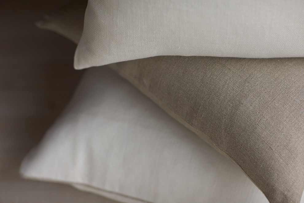 Barn & Willow : Belgian Linen Throw Pillows