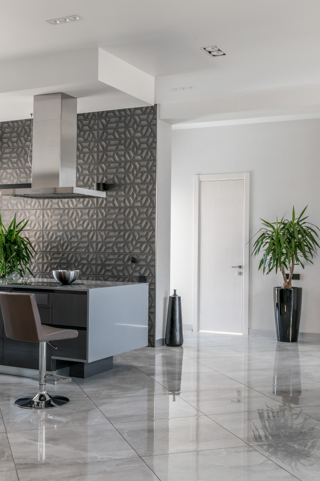 Интерьер кухни в коттедже