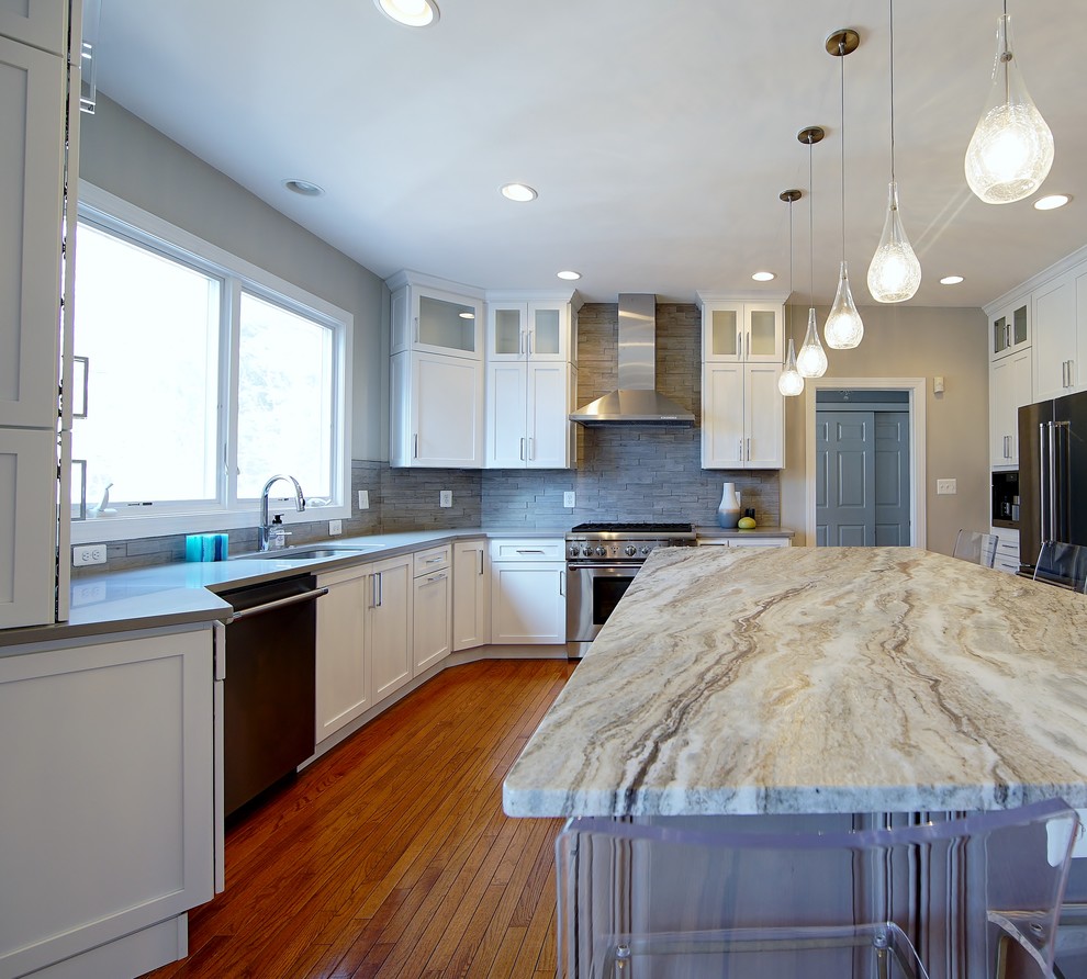 Transitional kitchen photo in DC Metro