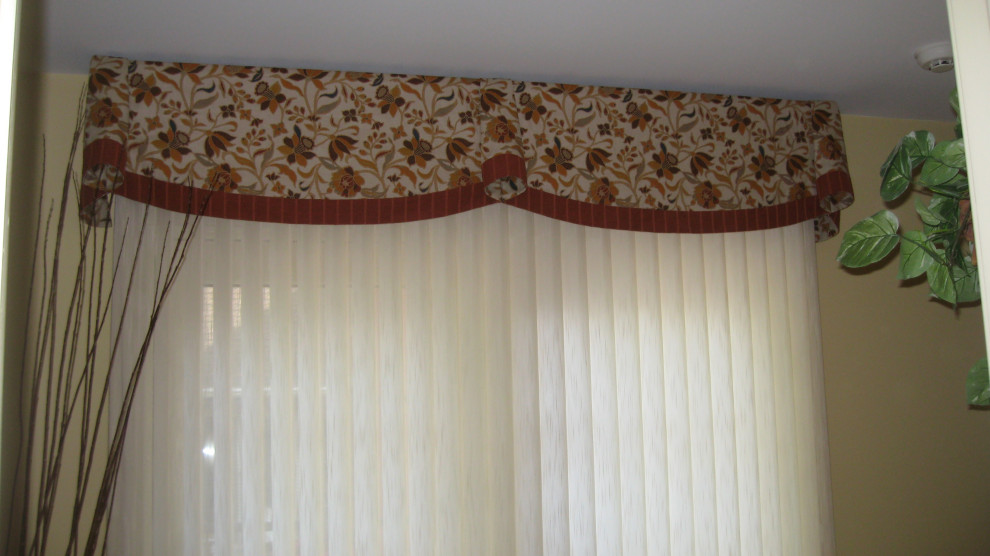 Valances/ Cornices