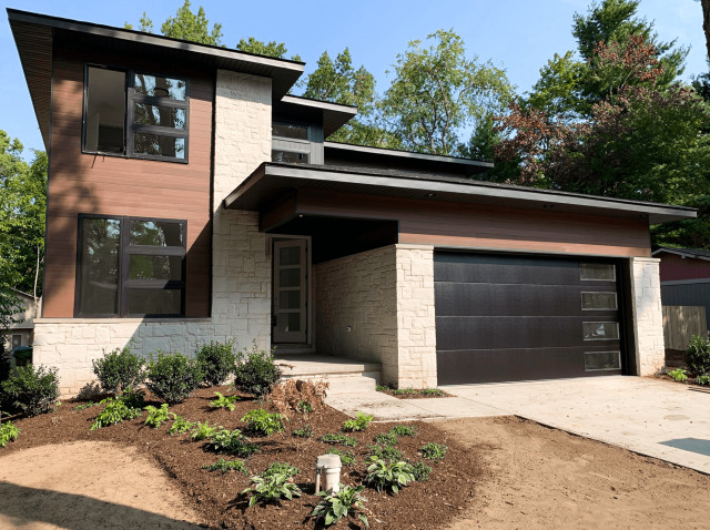 Skyline Flush - Black contemporain-facade
