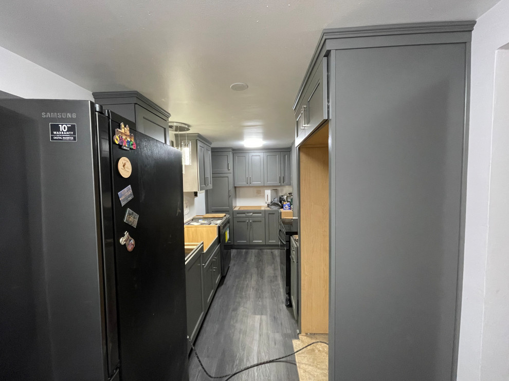 Kitchen Cabinet Installs