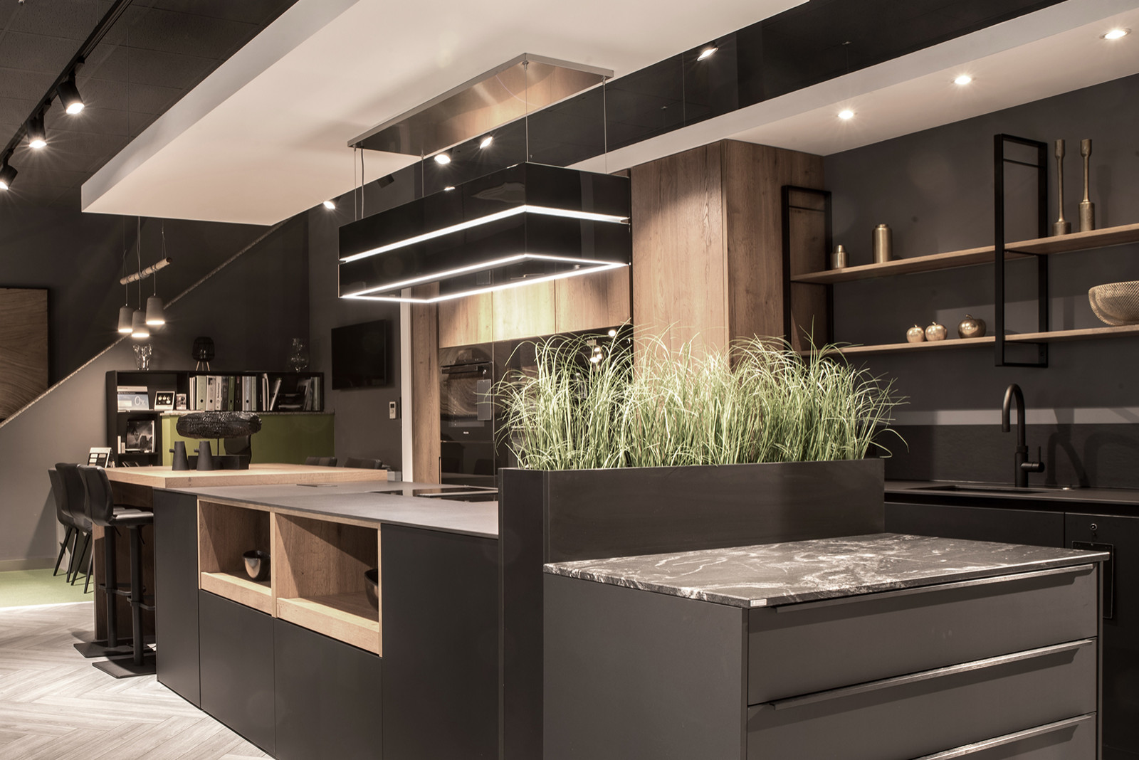 Шоурум салона кухонь в городе Бонн