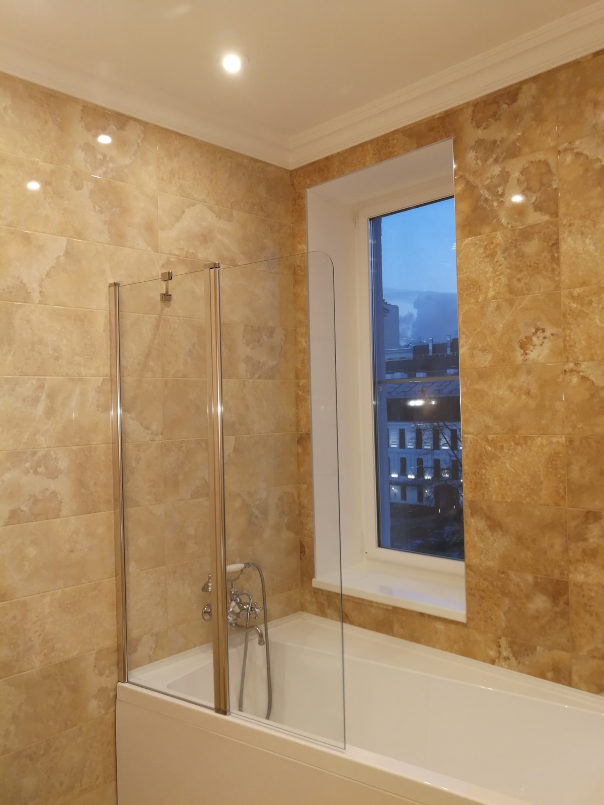 Классический интерьер в классическом доме.