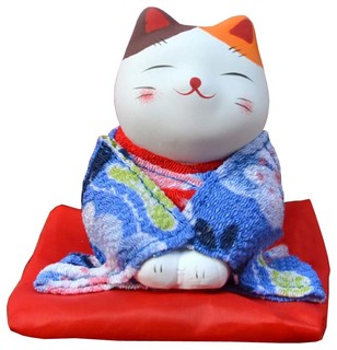 asian cat figurine