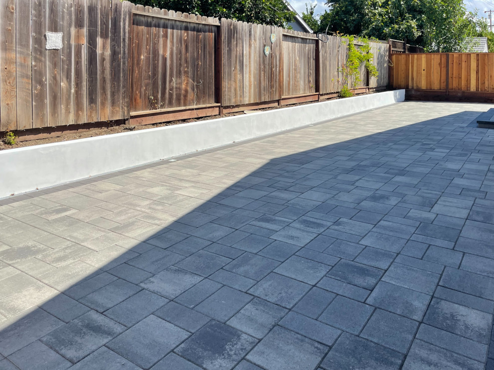 Fremont - Custom Paver Driveway