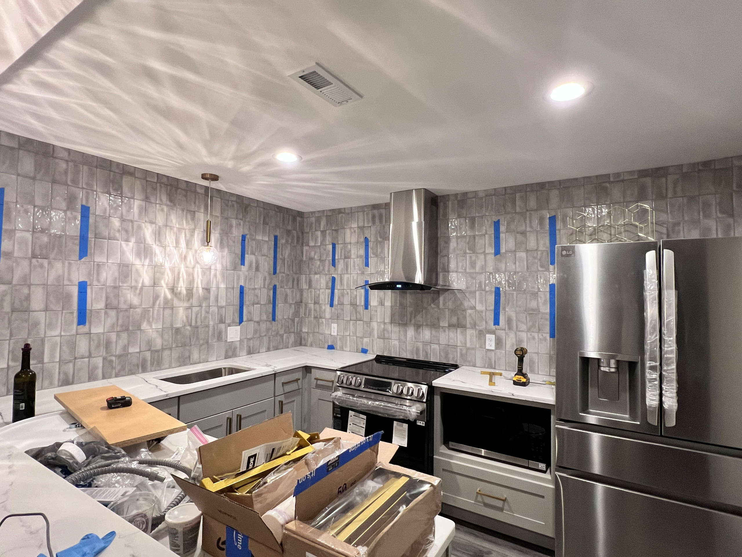 Edoria Basement Bar/Kitchenette