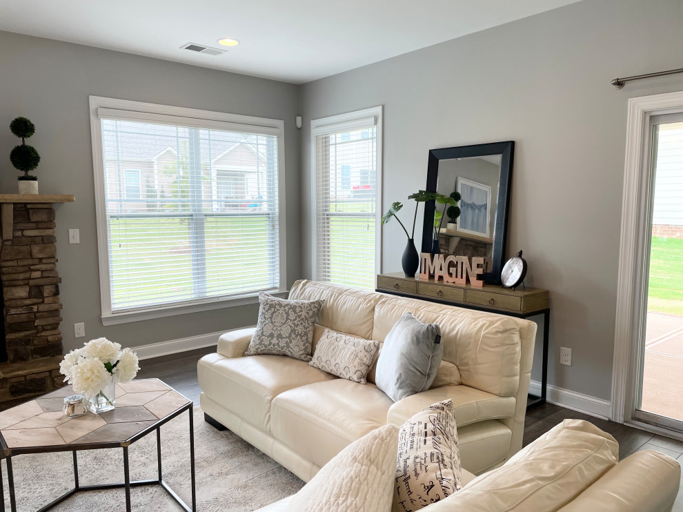 Transitional home design photo in Charlotte