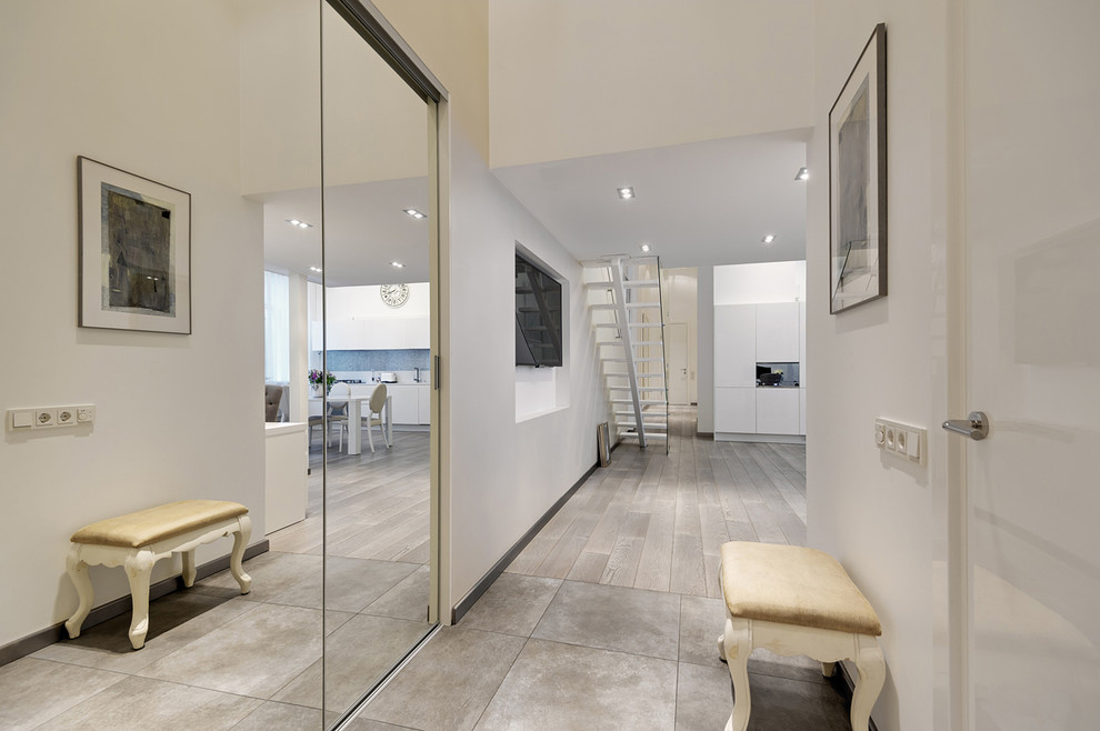 Белоснежная квартира в центре Санкт-Петербурга